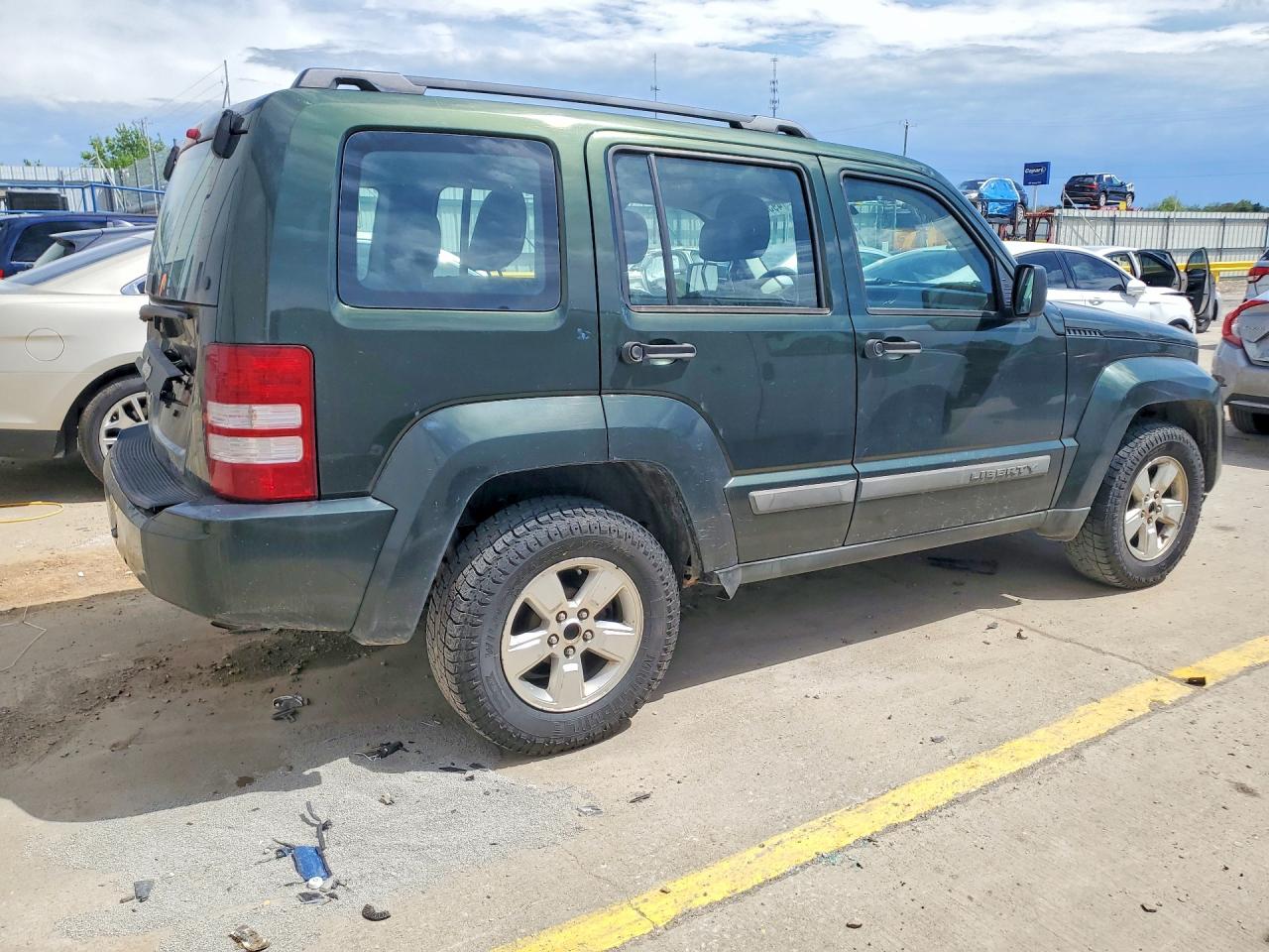 JEEP LIBERTY 2011 — 4