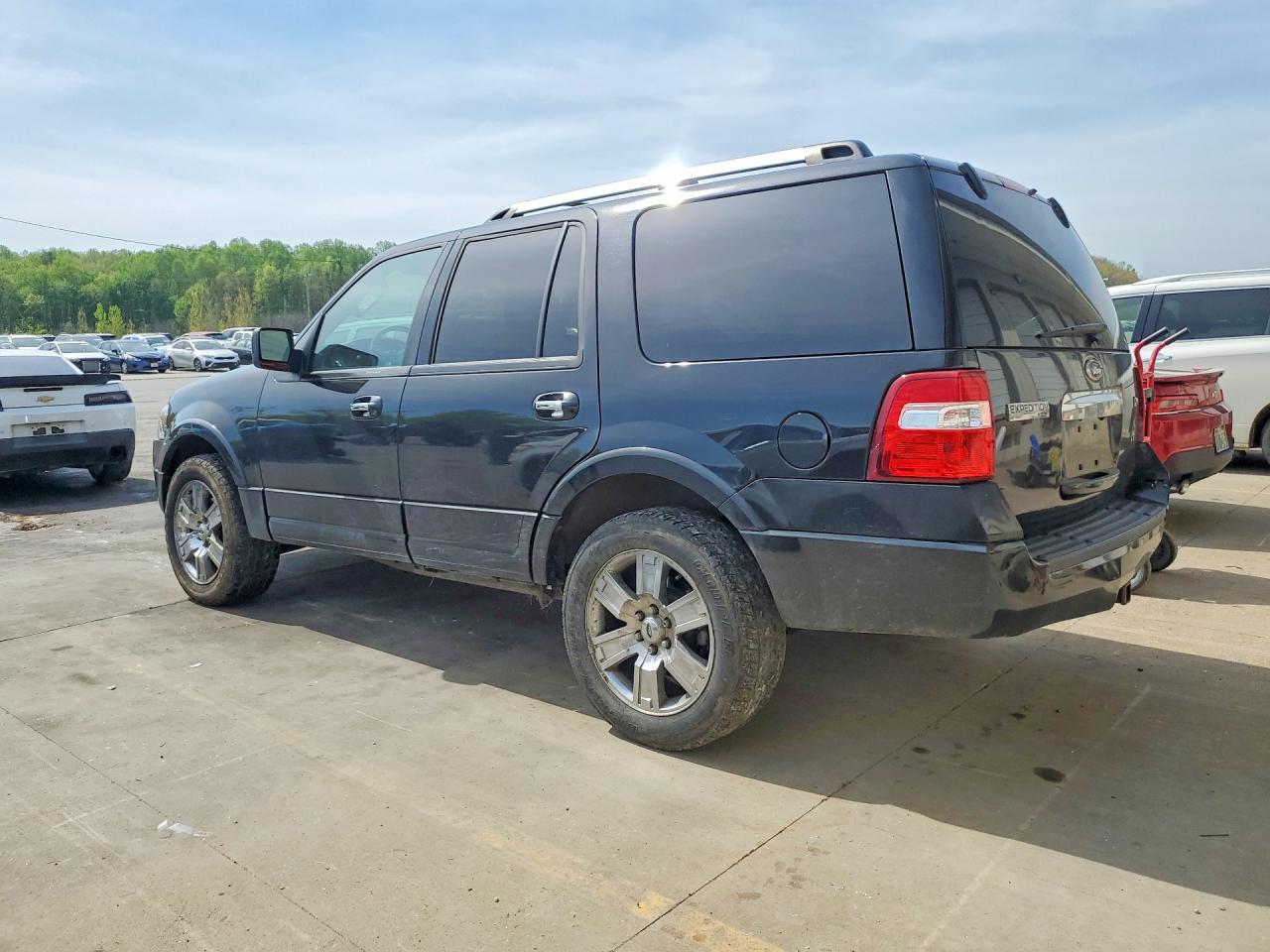 FORD EXPEDITION 2010 — 3