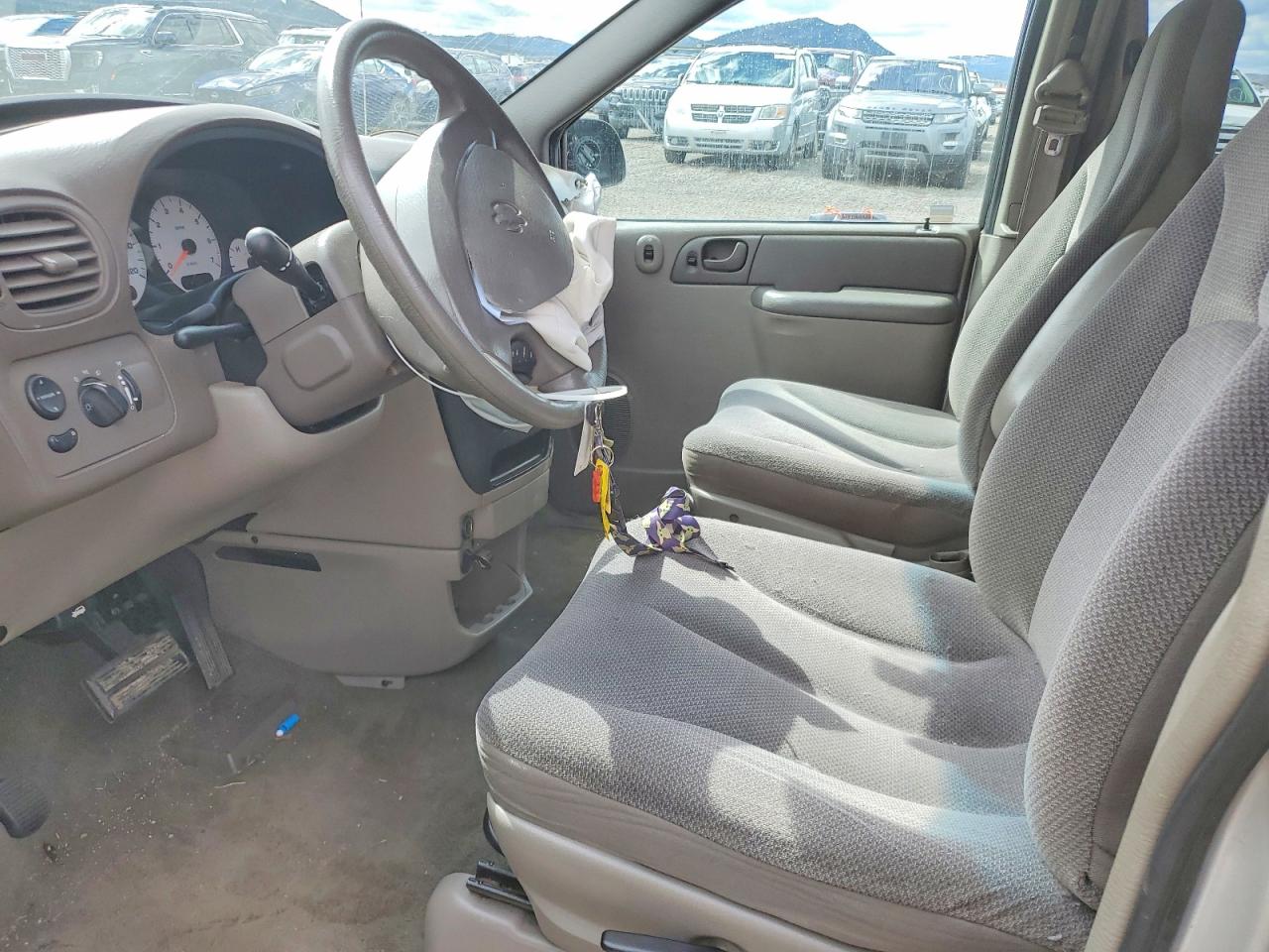 DODGE GRAND CARAVAN 2003 — 8