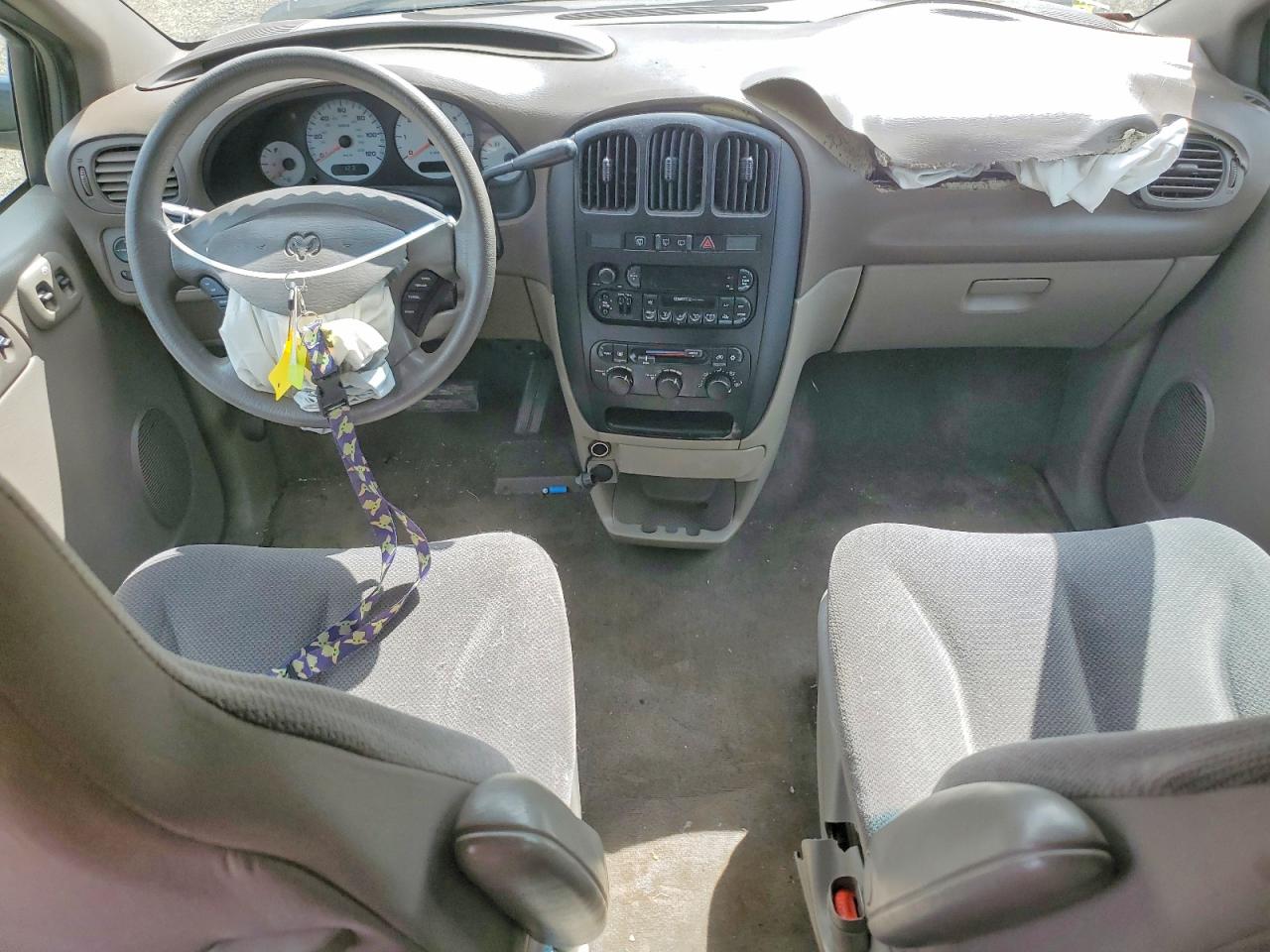 DODGE GRAND CARAVAN 2003 — 9