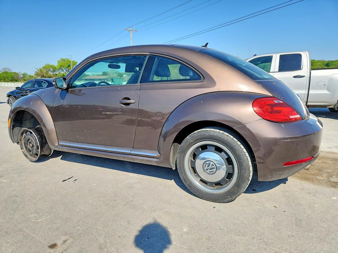 VOLKSWAGEN BEETLE 2013 — 3
