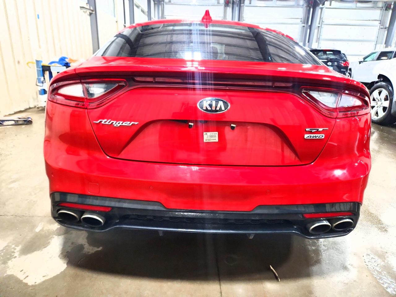 KIA STINGER 2018 — 7