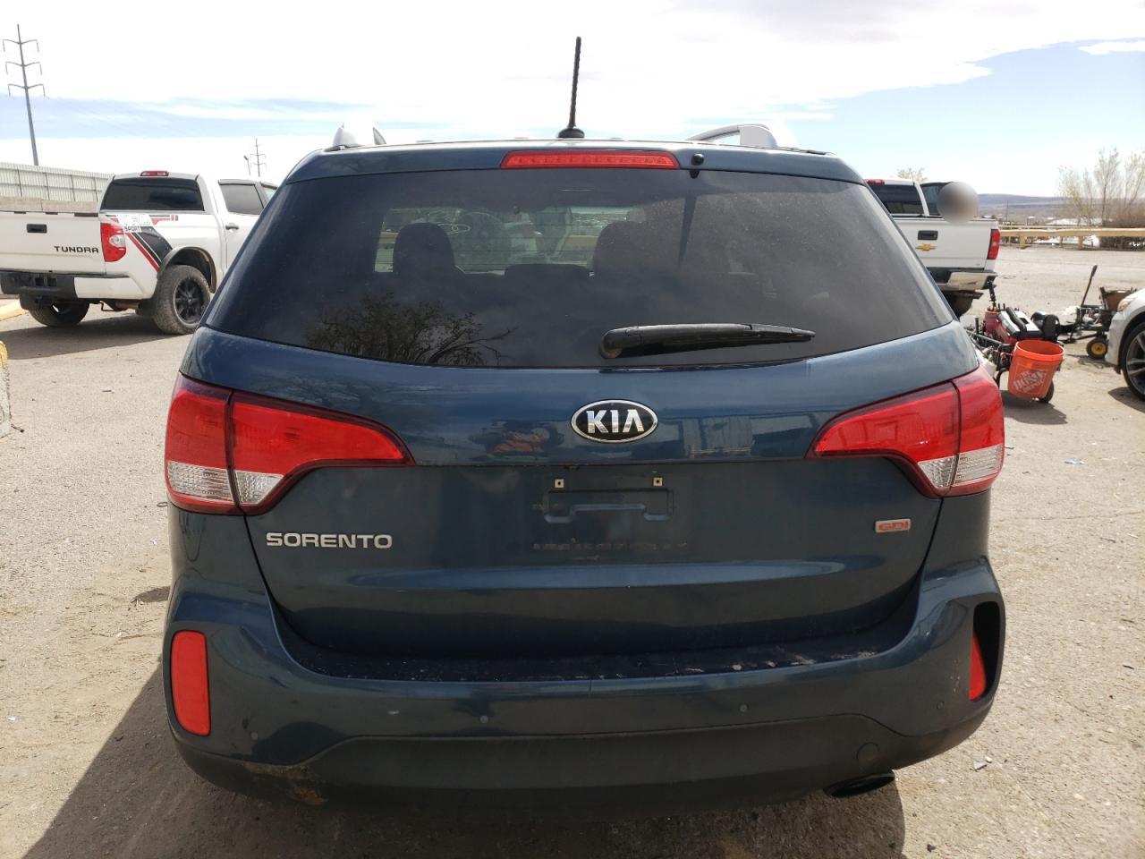 KIA SORENTO 2014 — 7