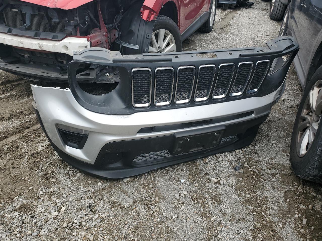 JEEP RENEGADE 2019 — 13