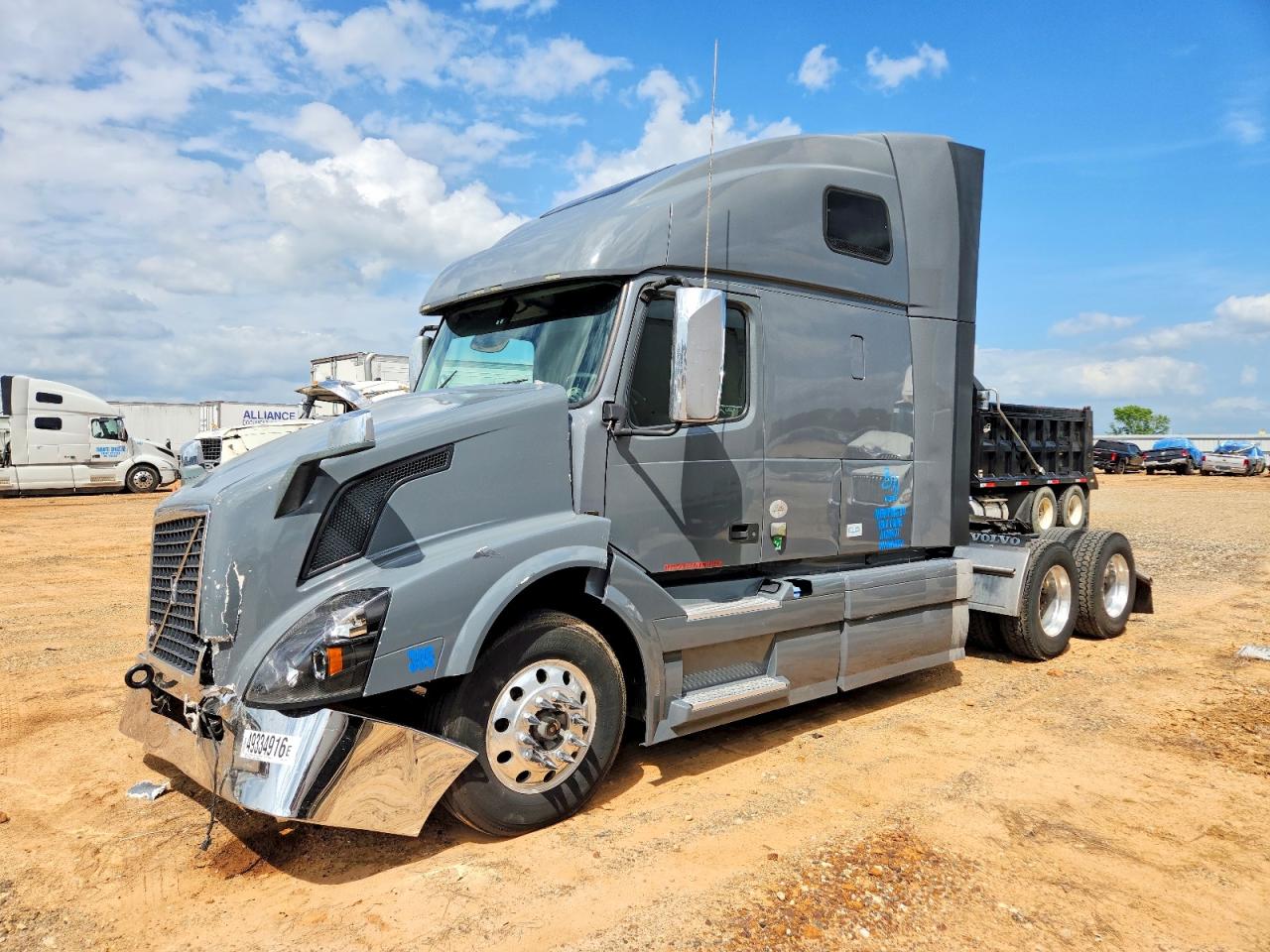VOLVO VNL 2019 — 3