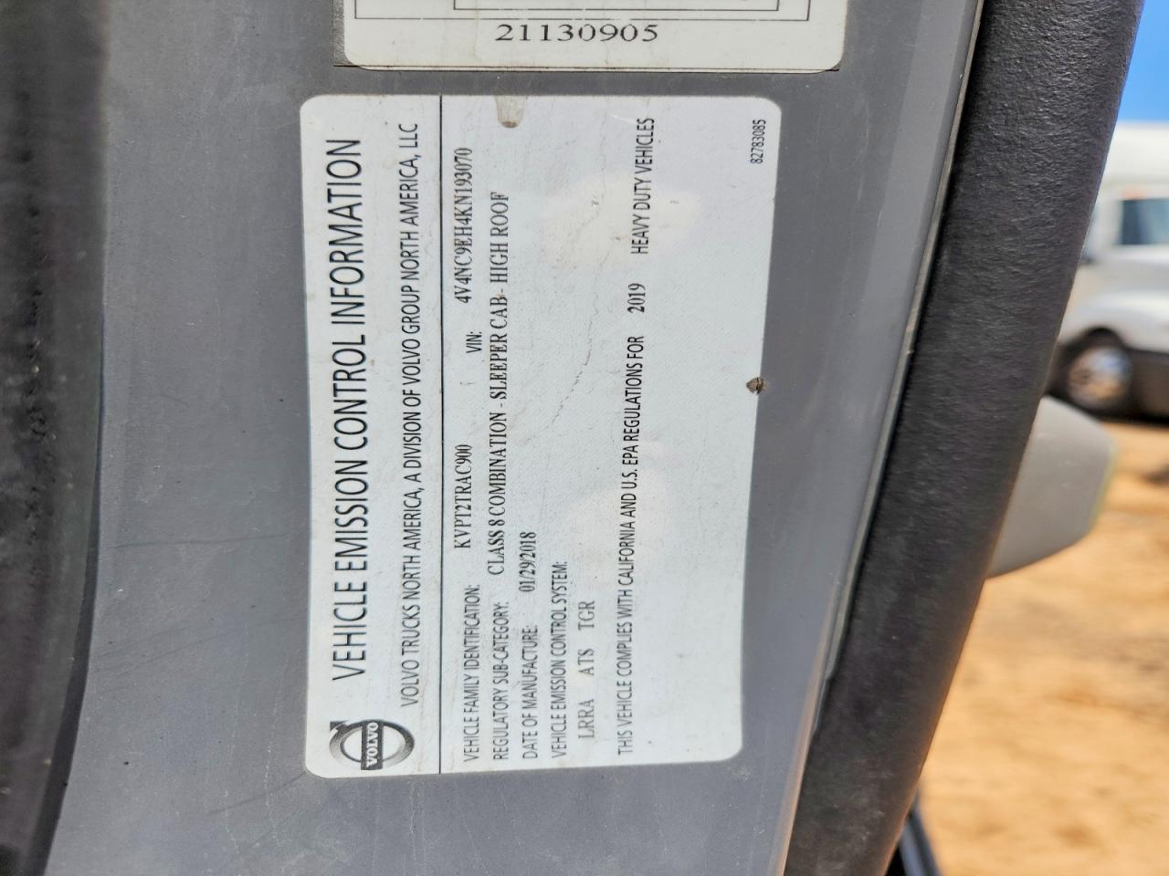 VOLVO VNL 2019 — 11