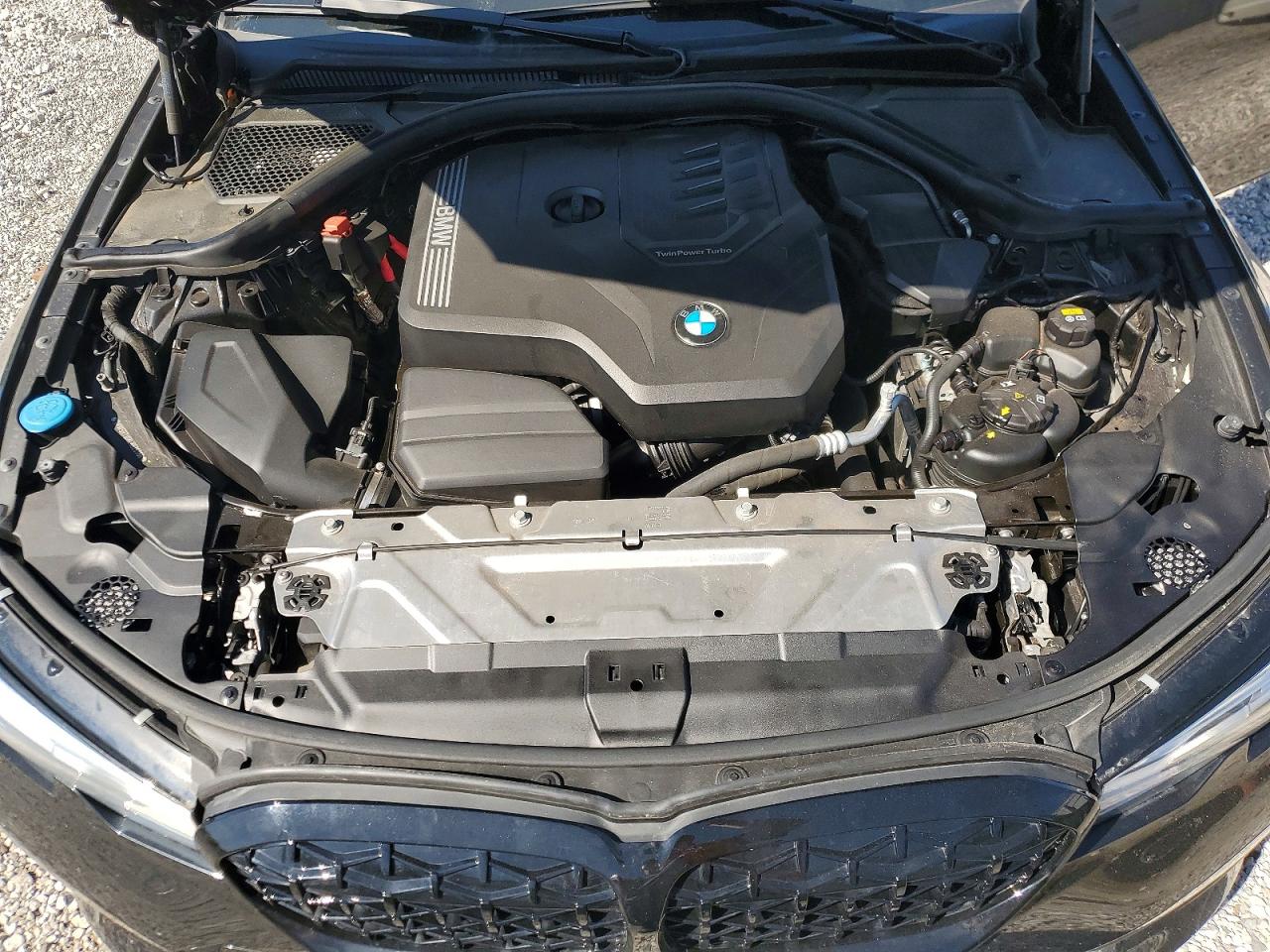 BMW 330XI 2020 — 12
