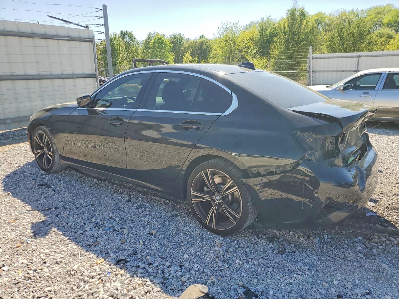 BMW 330XI 2020 — 3