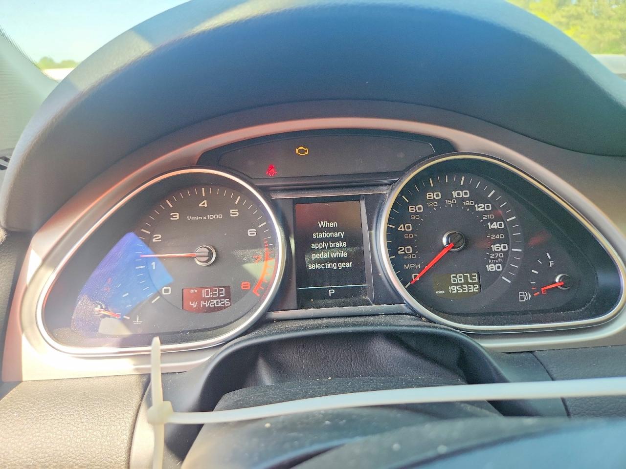 AUDI Q7 2014 — 10