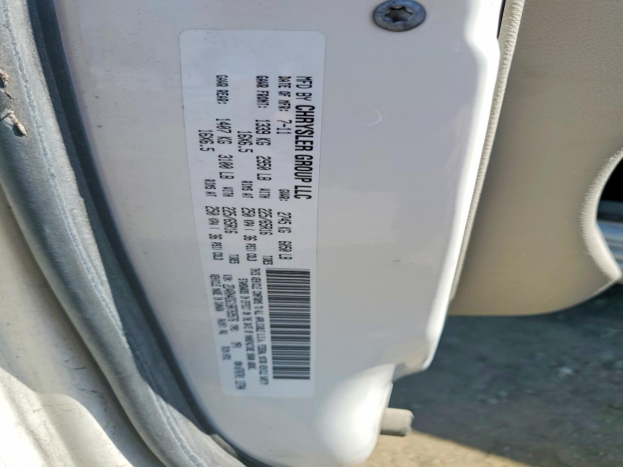 DODGE GRAND CARAVAN 2011 — 14