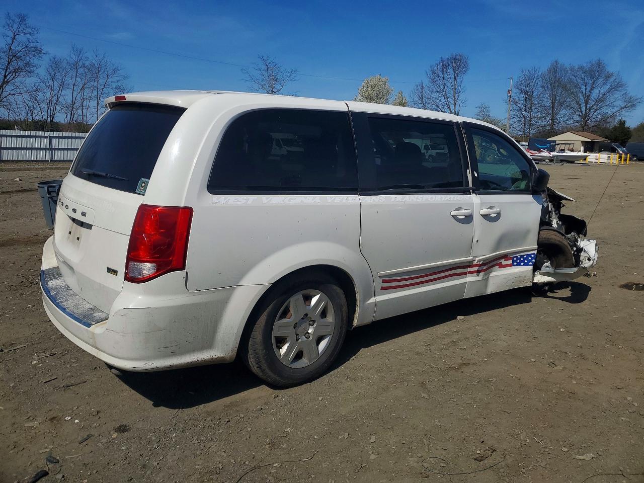 DODGE GRAND CARAVAN 2011 — 4