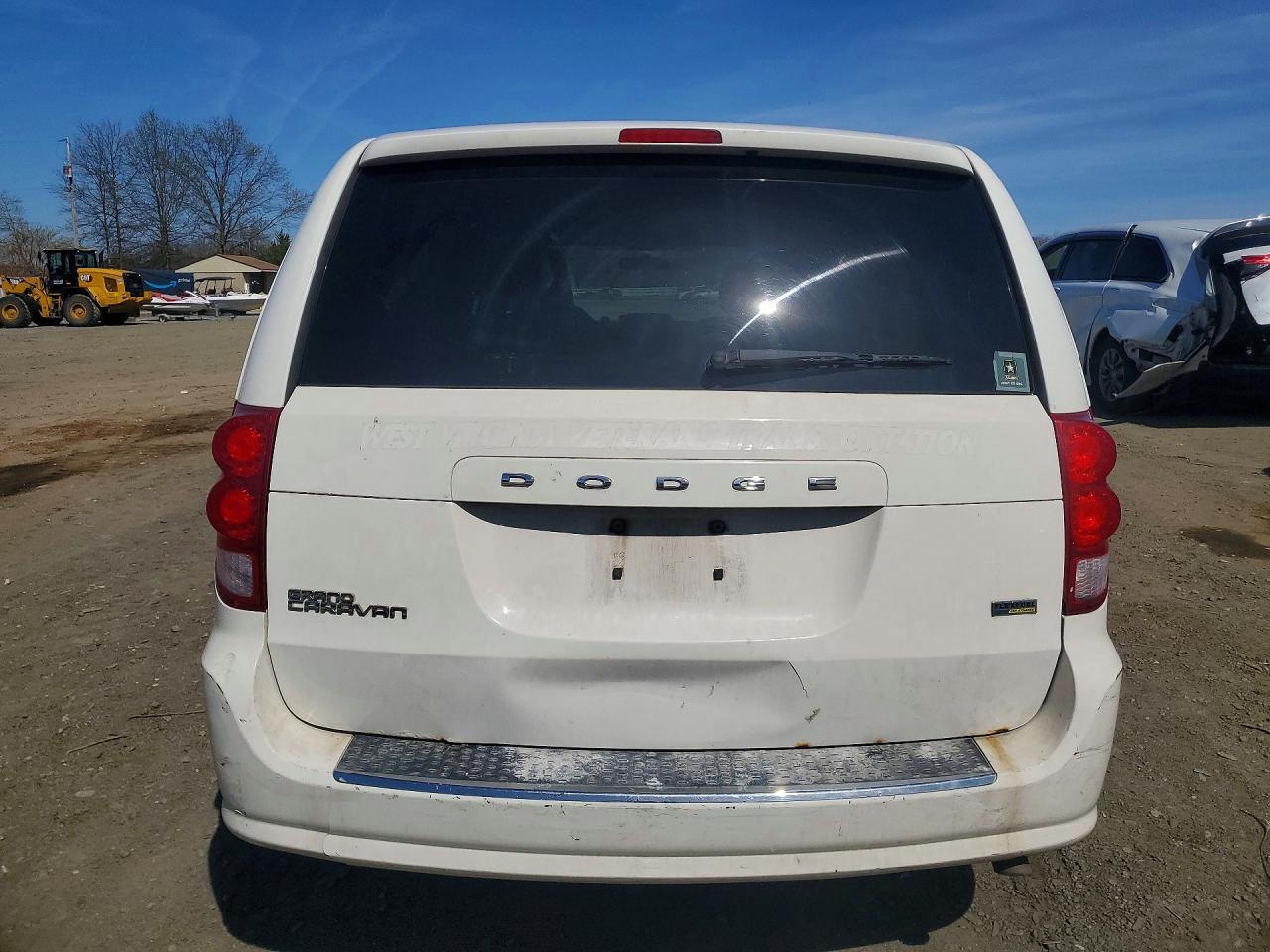 DODGE GRAND CARAVAN 2011 — 7