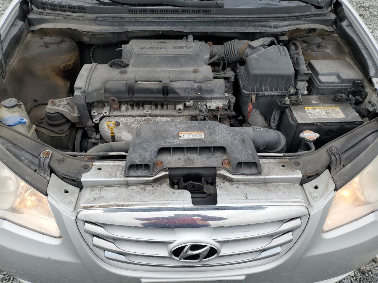 HYUNDAI ELANTRA 2010 — 12