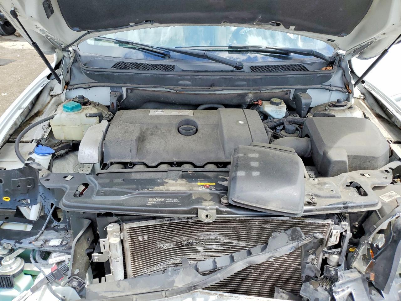 VOLVO XC90 2010 — 13