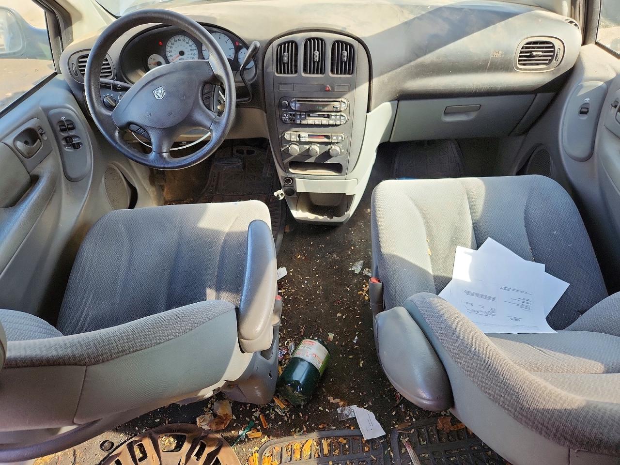 DODGE GRAND CARAVAN 2005 — 9
