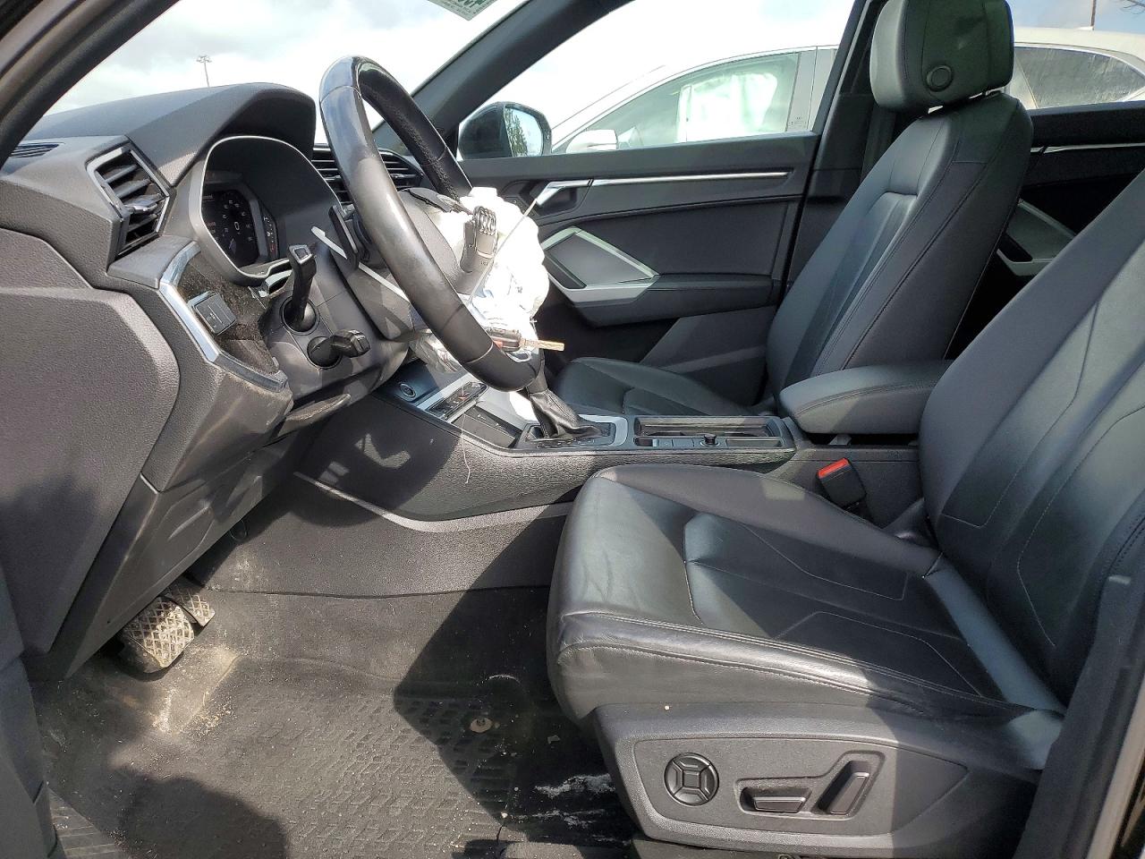 AUDI Q3 2021 — 8