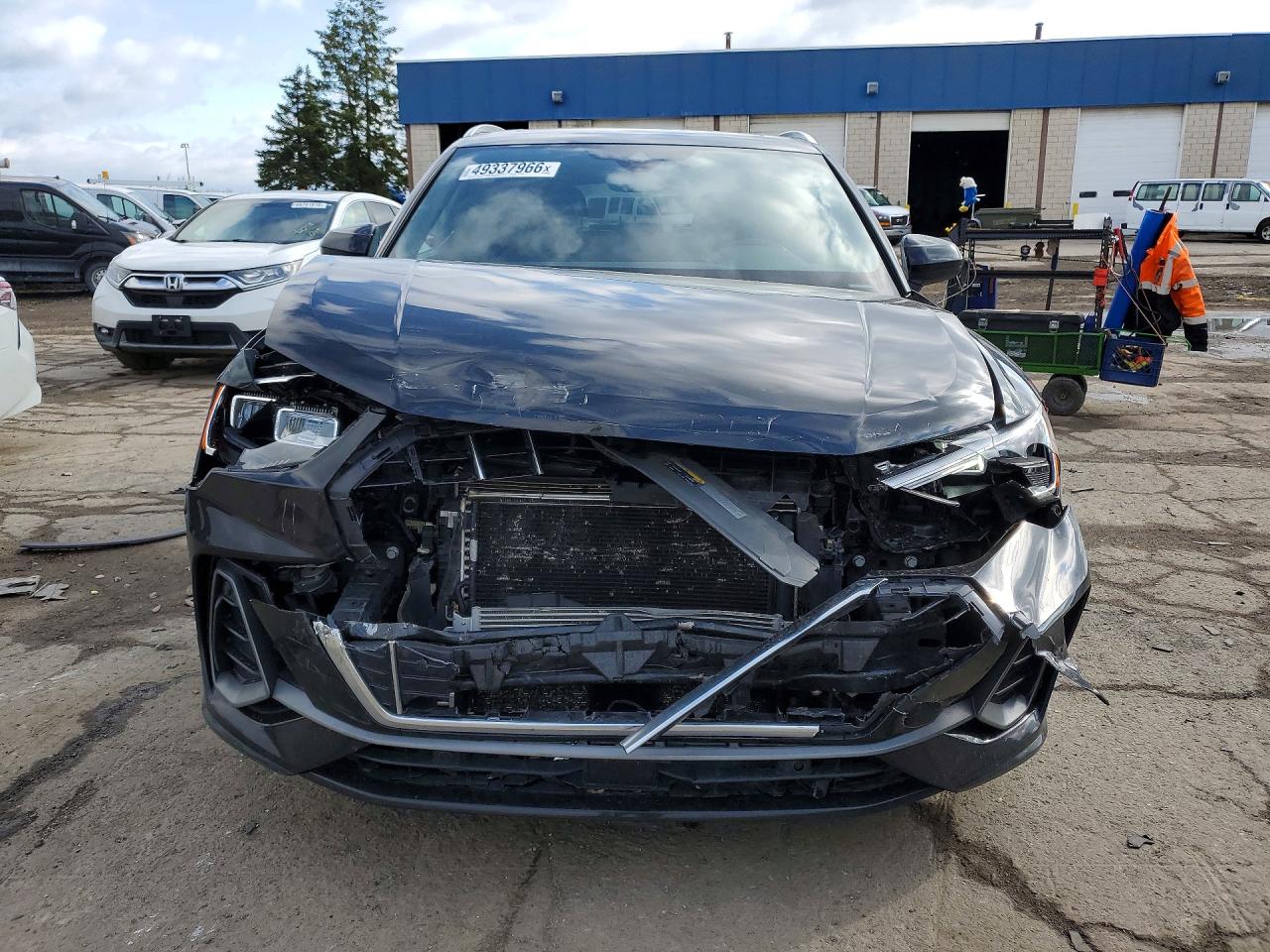 AUDI Q3 2021 — 6