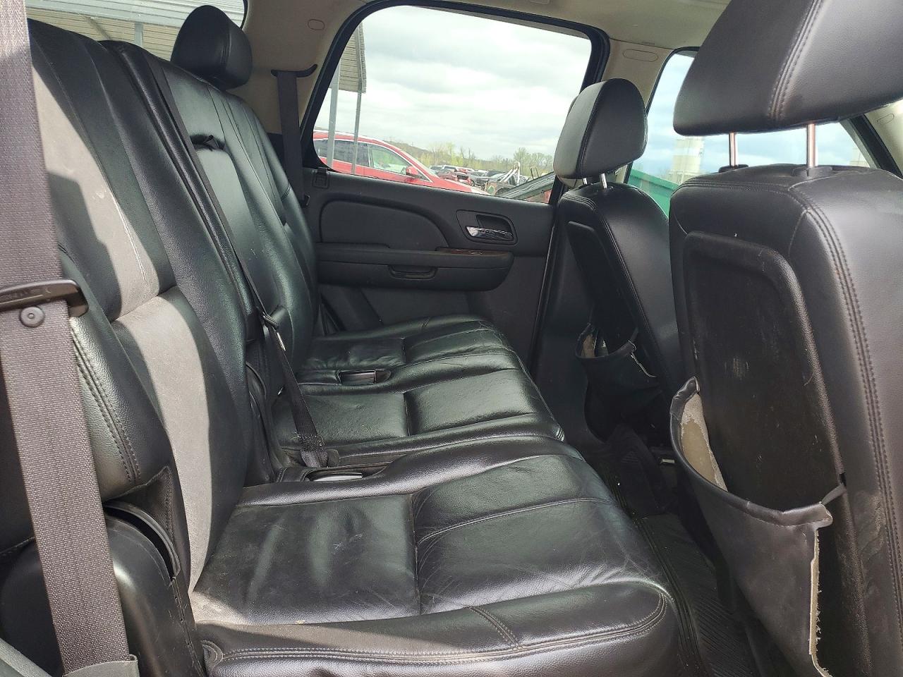CHEVROLET TAHOE 2008 — 12