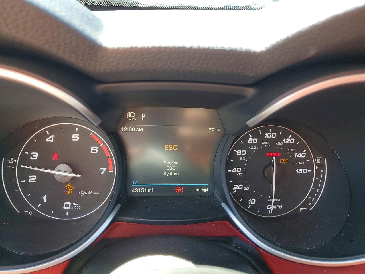 ALFA ROMEO STELVIO 2021 — 10