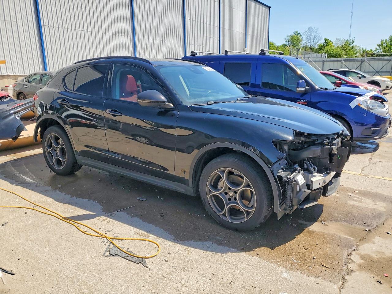 ALFA ROMEO STELVIO 2021 — 5
