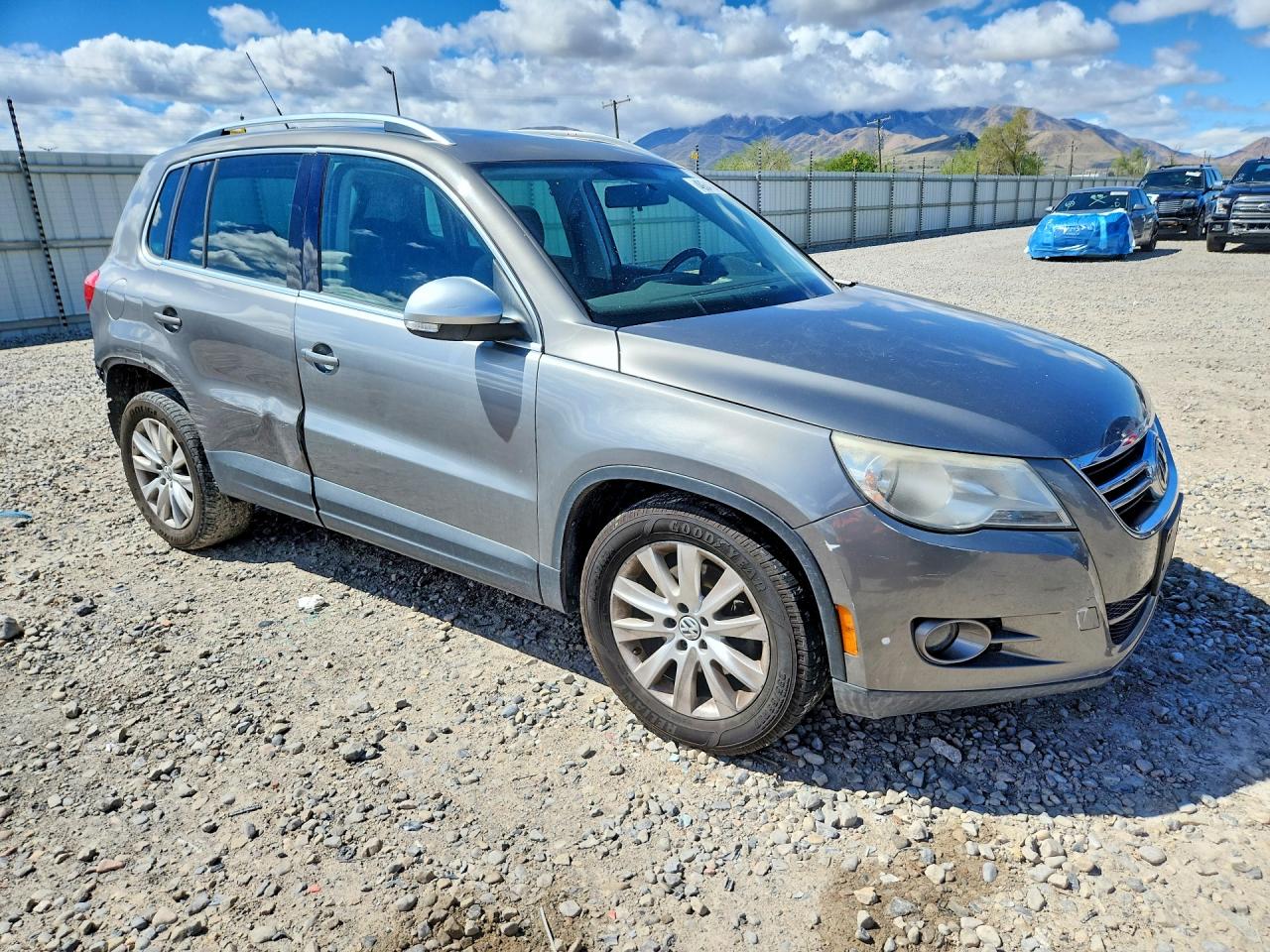 VOLKSWAGEN TIGUAN 2009 — 5