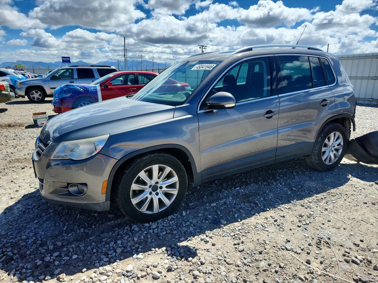 VOLKSWAGEN TIGUAN 2009 — 2