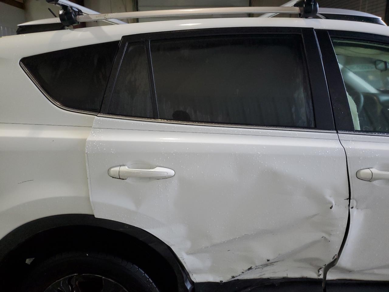 TOYOTA RAV4 2015 — 12