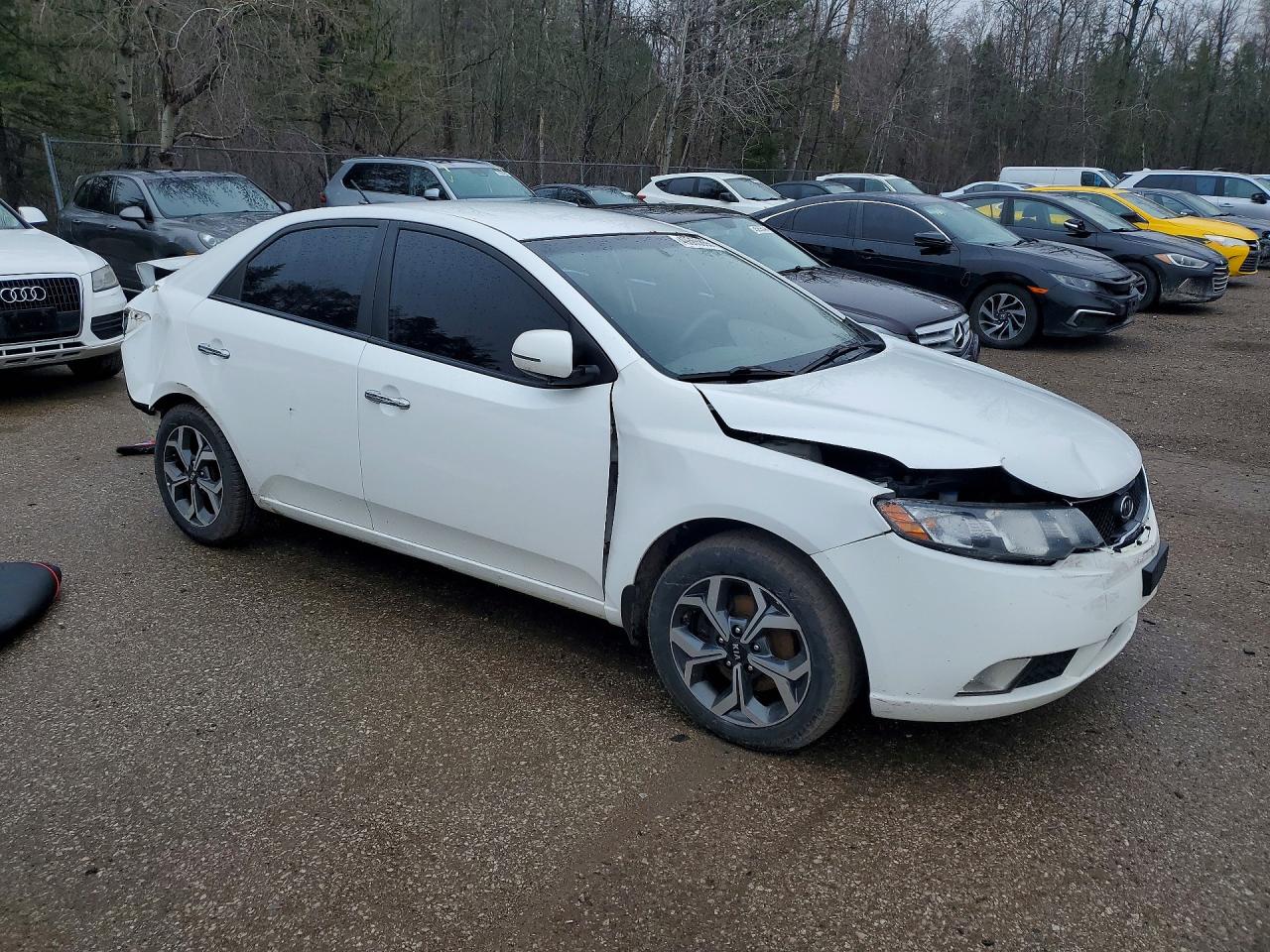 KIA FORTE 2012 — 5