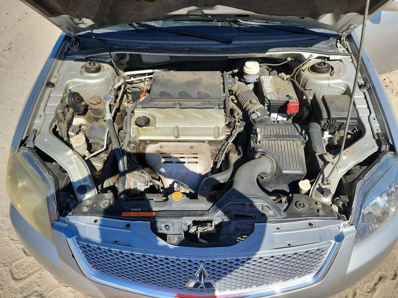 MITSUBISHI GALANT 2012 — 12