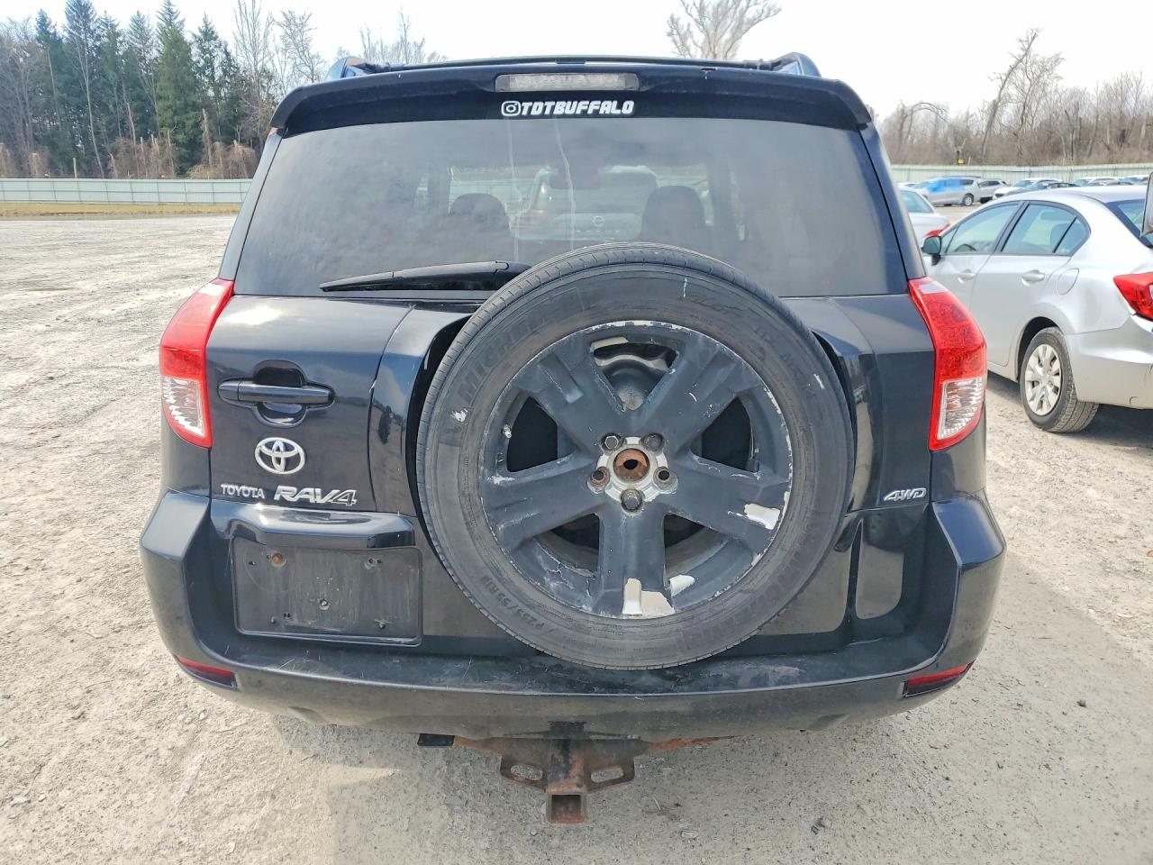 TOYOTA RAV4 2006 — 7