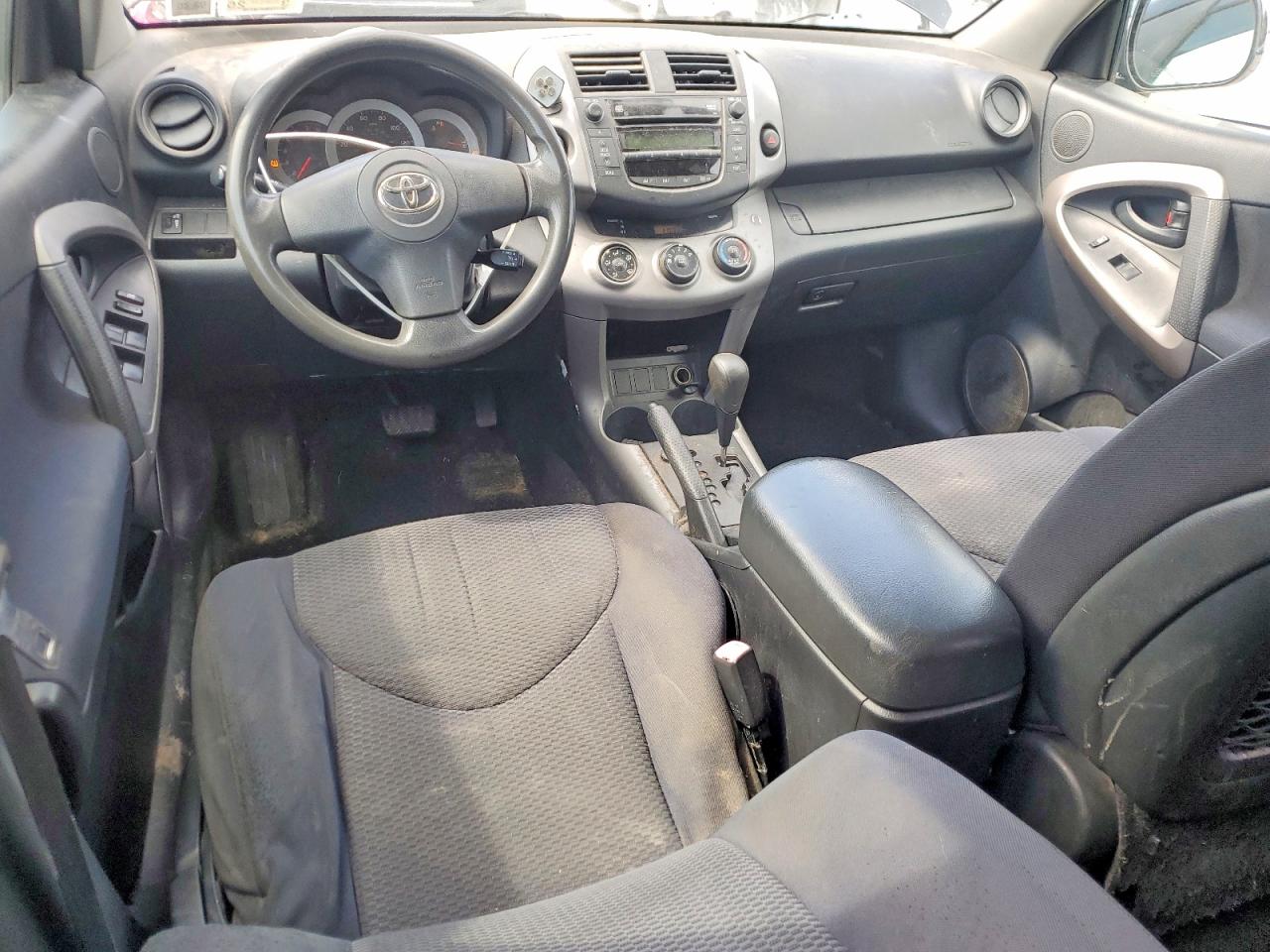 TOYOTA RAV4 2006 — 9