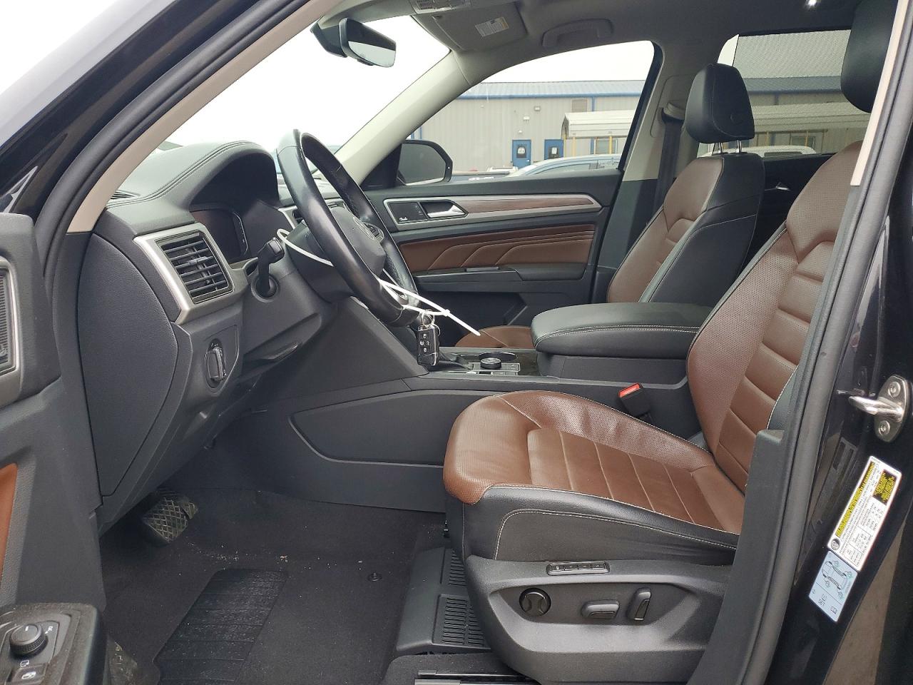 VOLKSWAGEN ATLAS 2021 — 8
