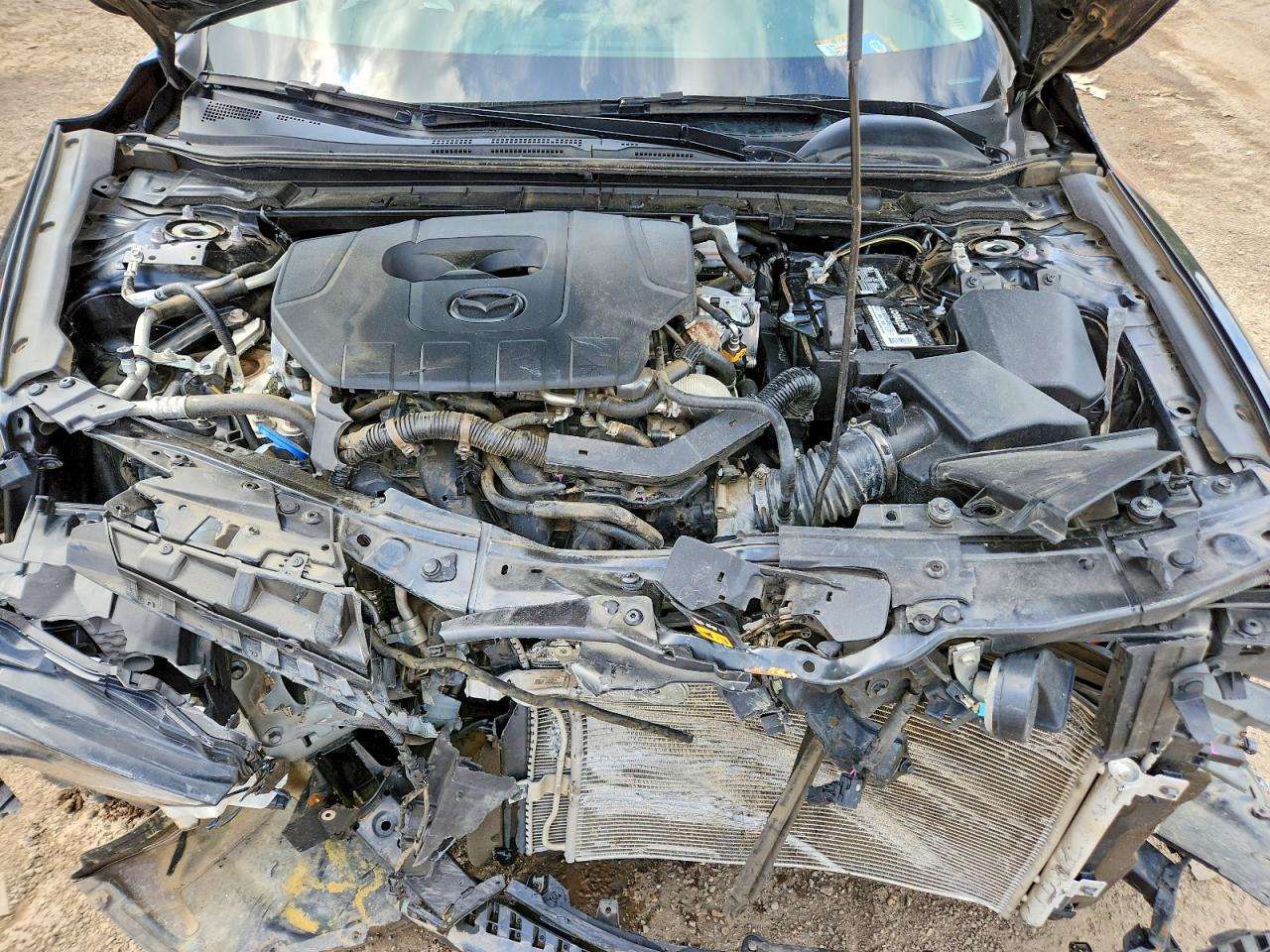 MAZDA 3 2024 — 12