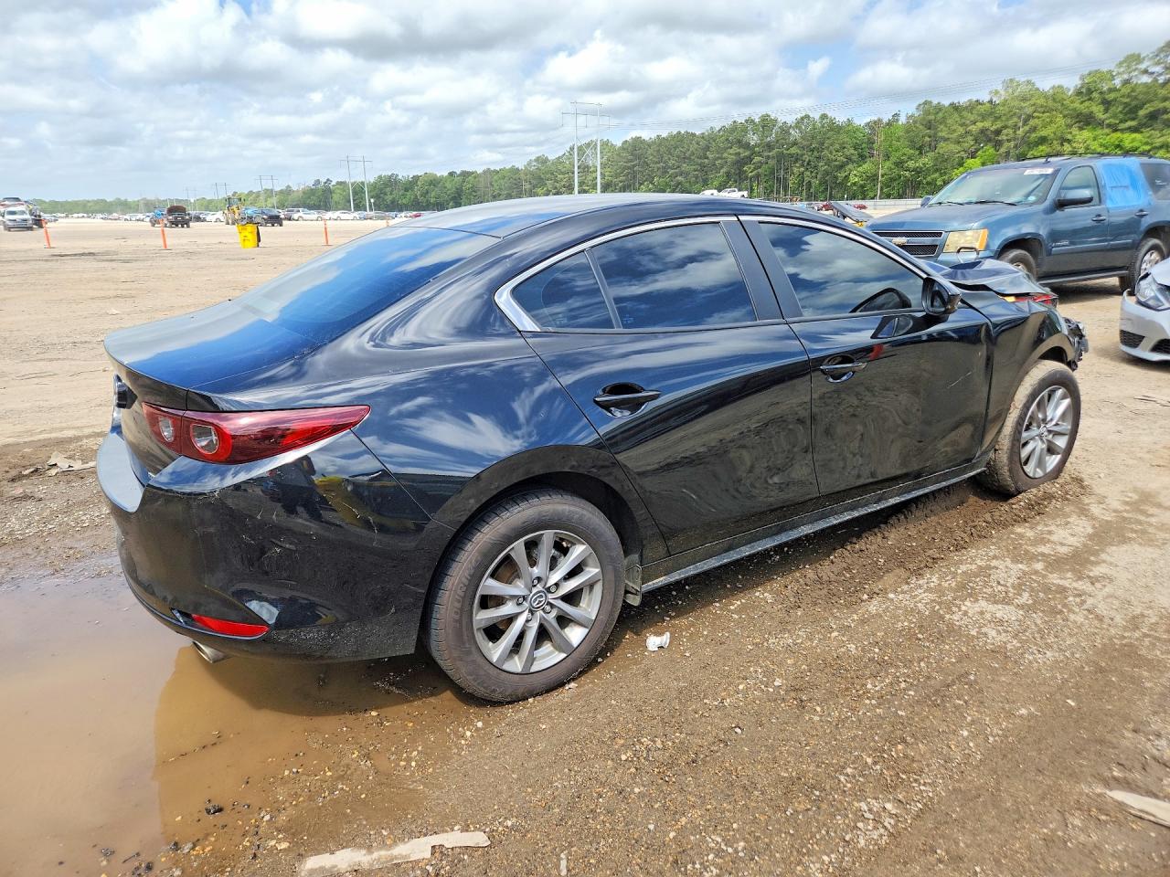 MAZDA 3 2024 — 4