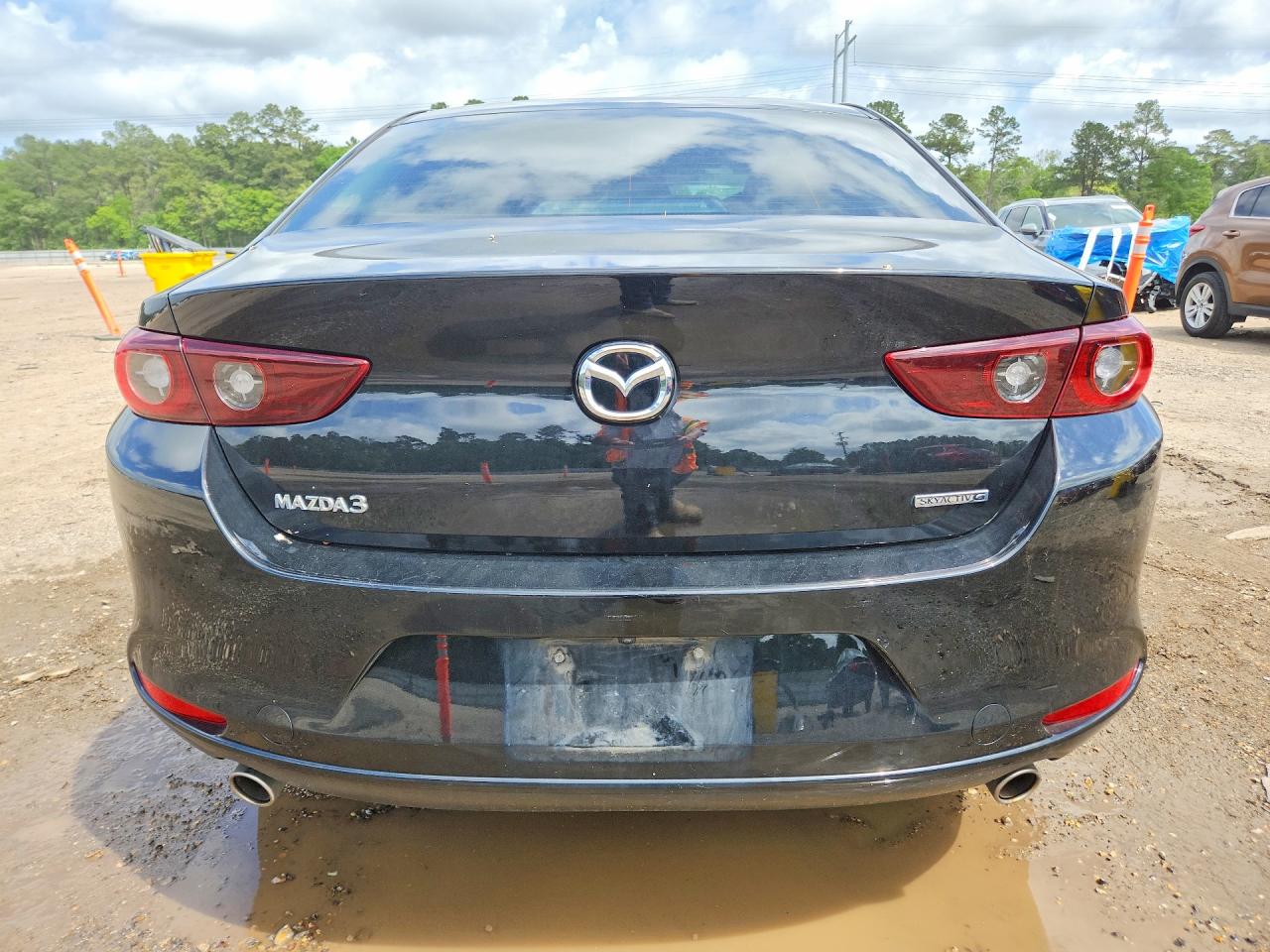 MAZDA 3 2024 — 7