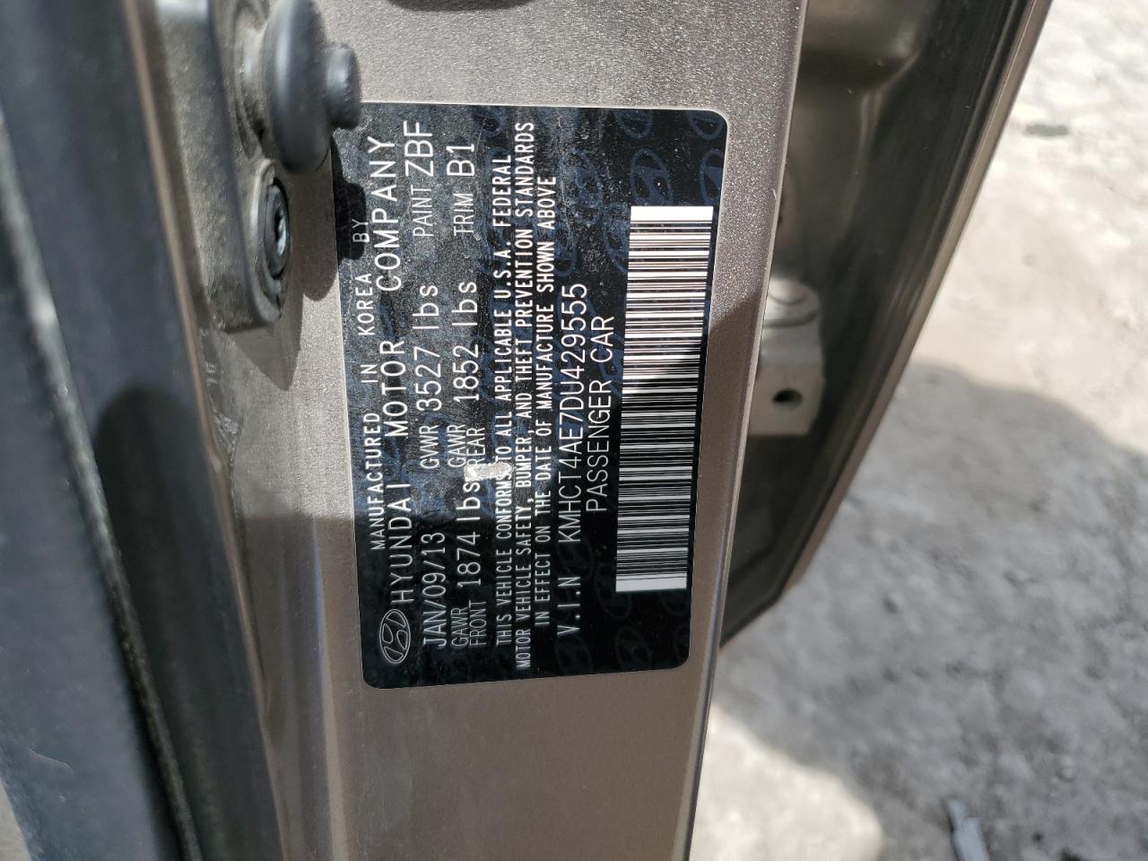 HYUNDAI ACCENT 2013 — 13