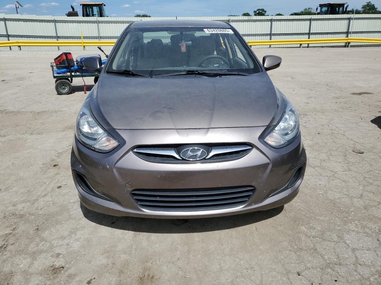 HYUNDAI ACCENT 2013 — 6