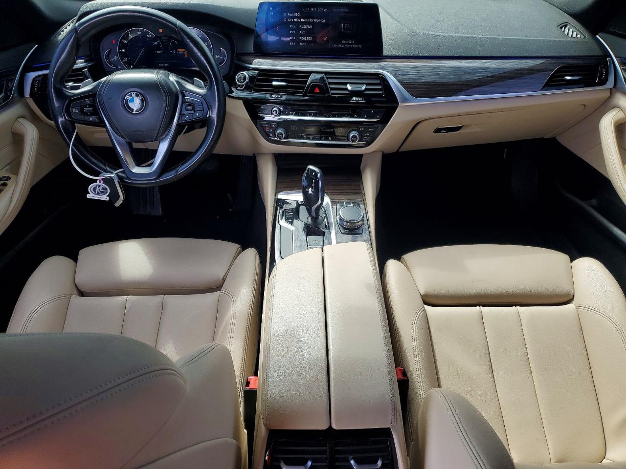 BMW 530 2018 — 9