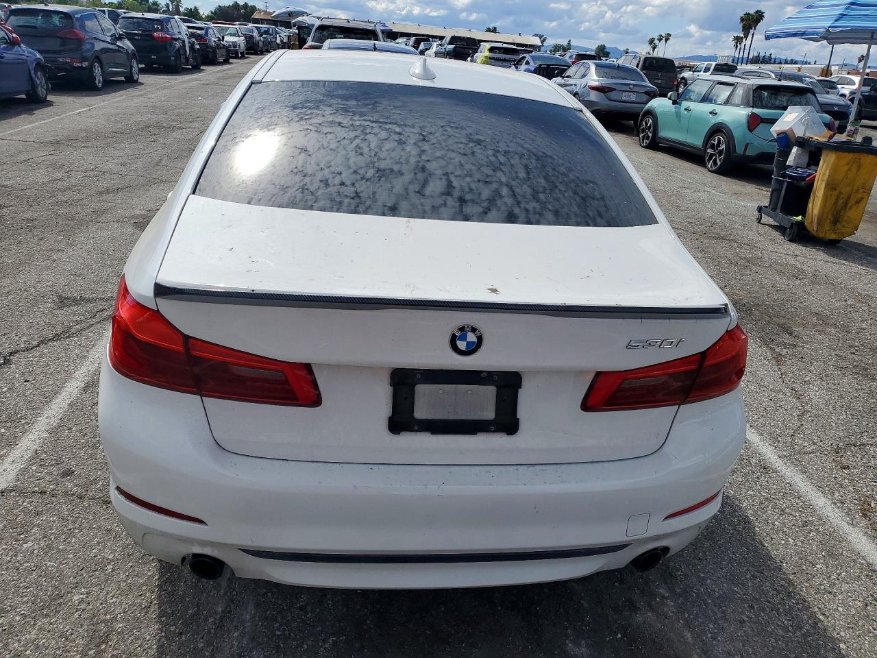 BMW 530 2018 — 7