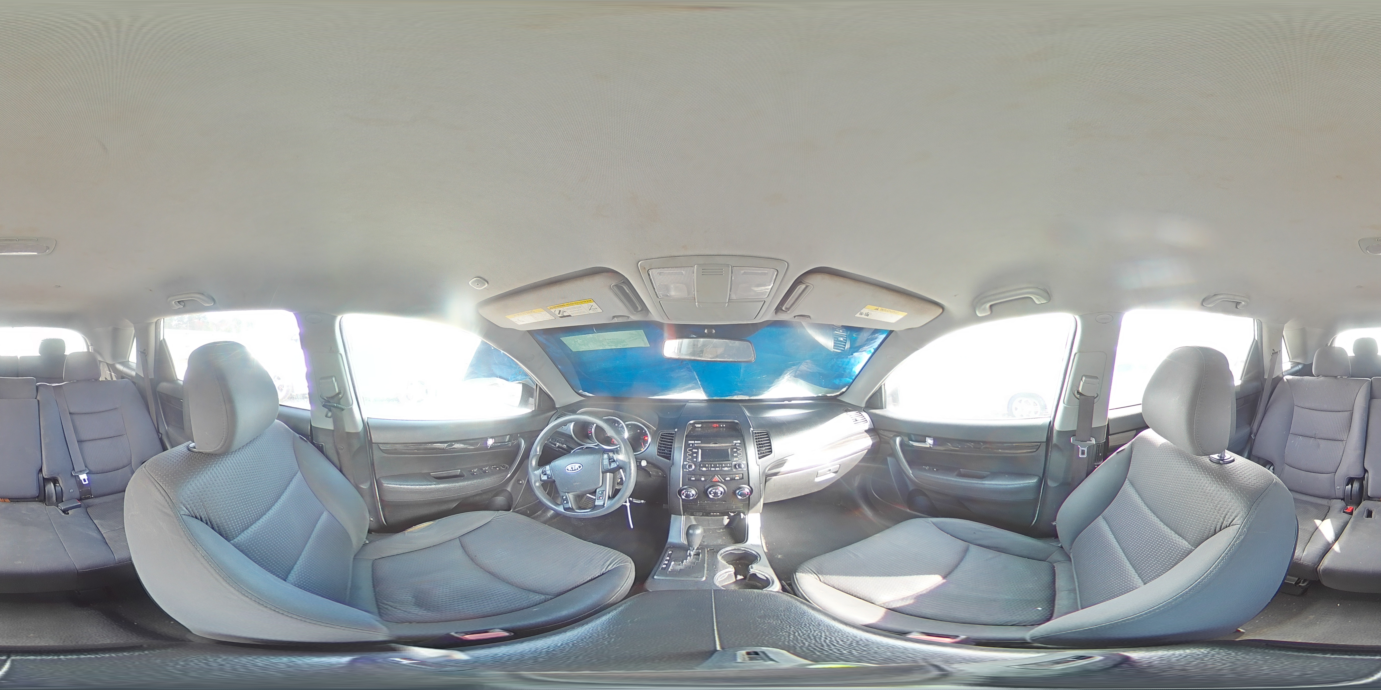 KIA SORENTO 2012 — 16