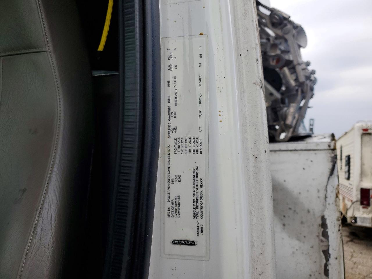 FREIGHTLINER M2 2022 — 14