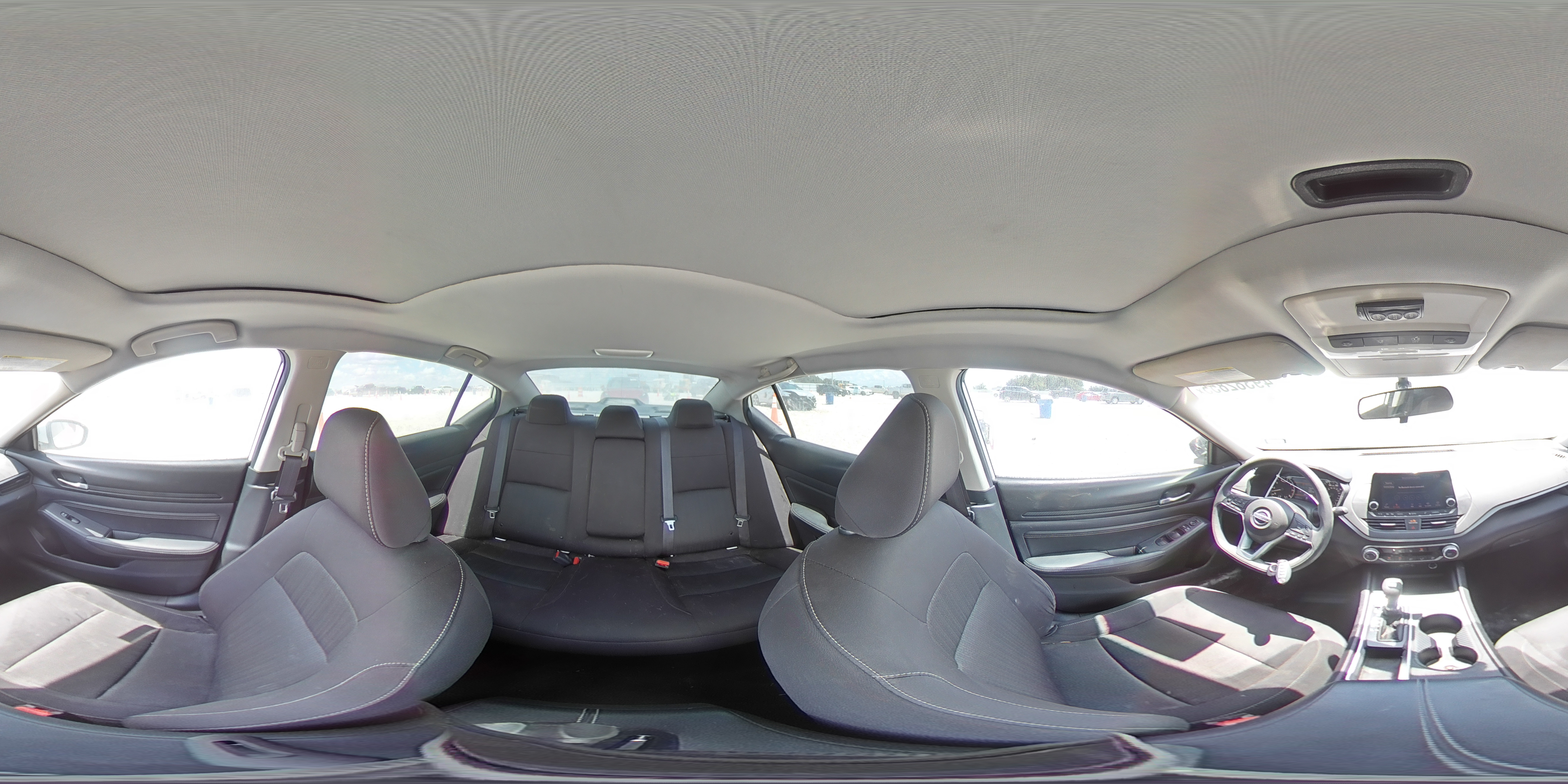 NISSAN ALTIMA 2020 — 14