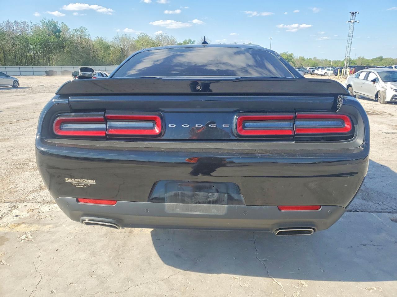 DODGE CHALLENGER 2021 — 7
