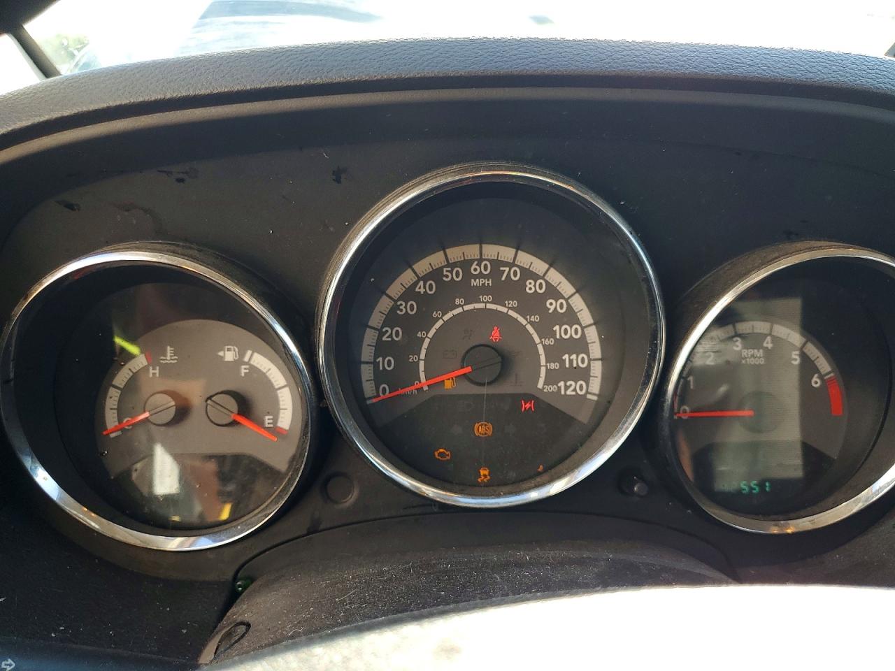 DODGE CALIBER 2011 — 10