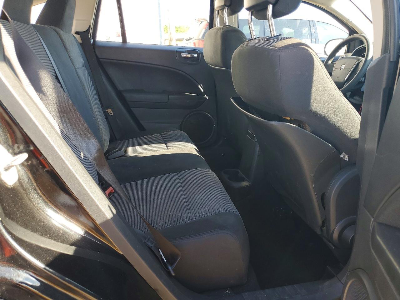DODGE CALIBER 2011 — 11