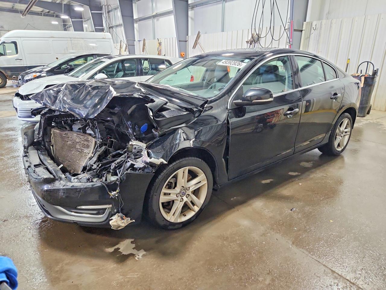 VOLVO S60 2015 — 2
