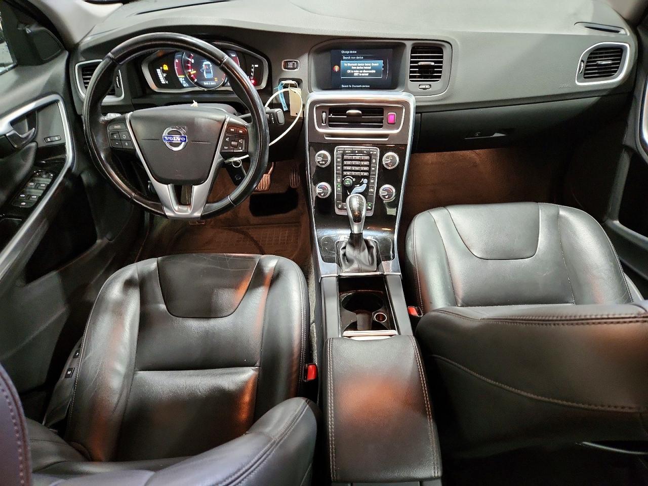 VOLVO S60 2015 — 9