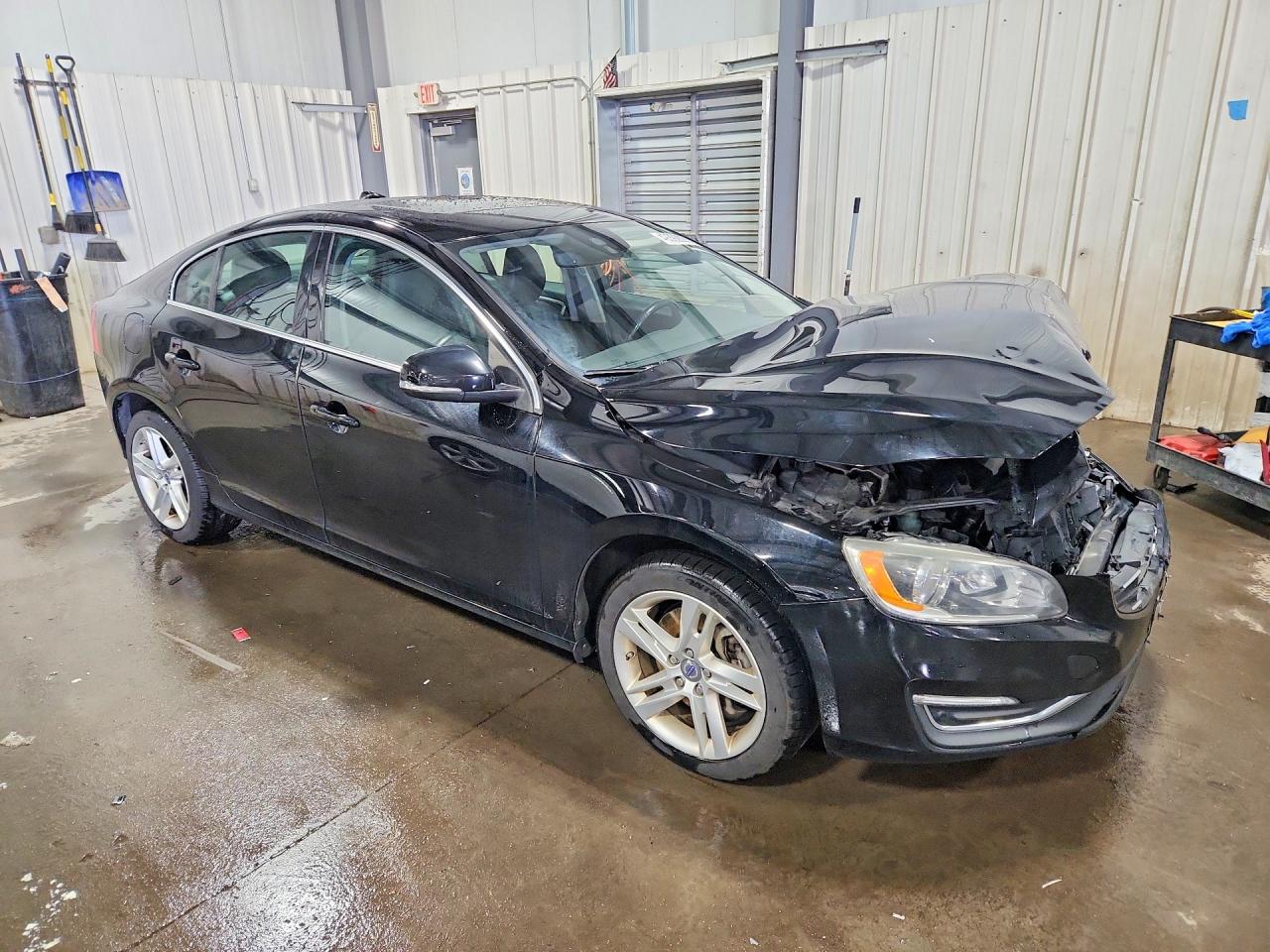 VOLVO S60 2015 — 5