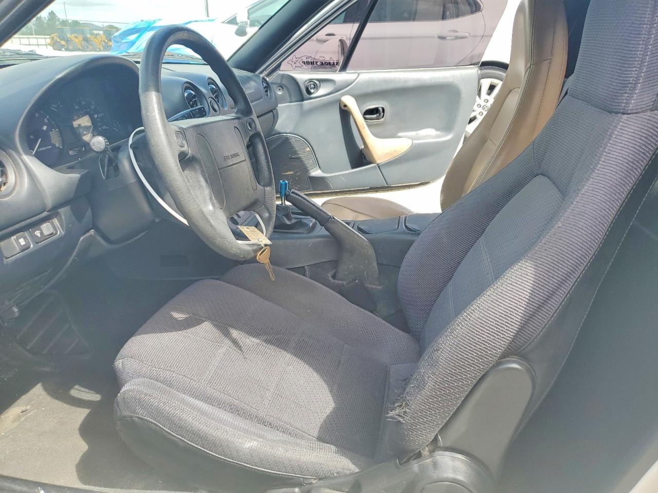 MAZDA MX-5 MIATA 1999 — 8