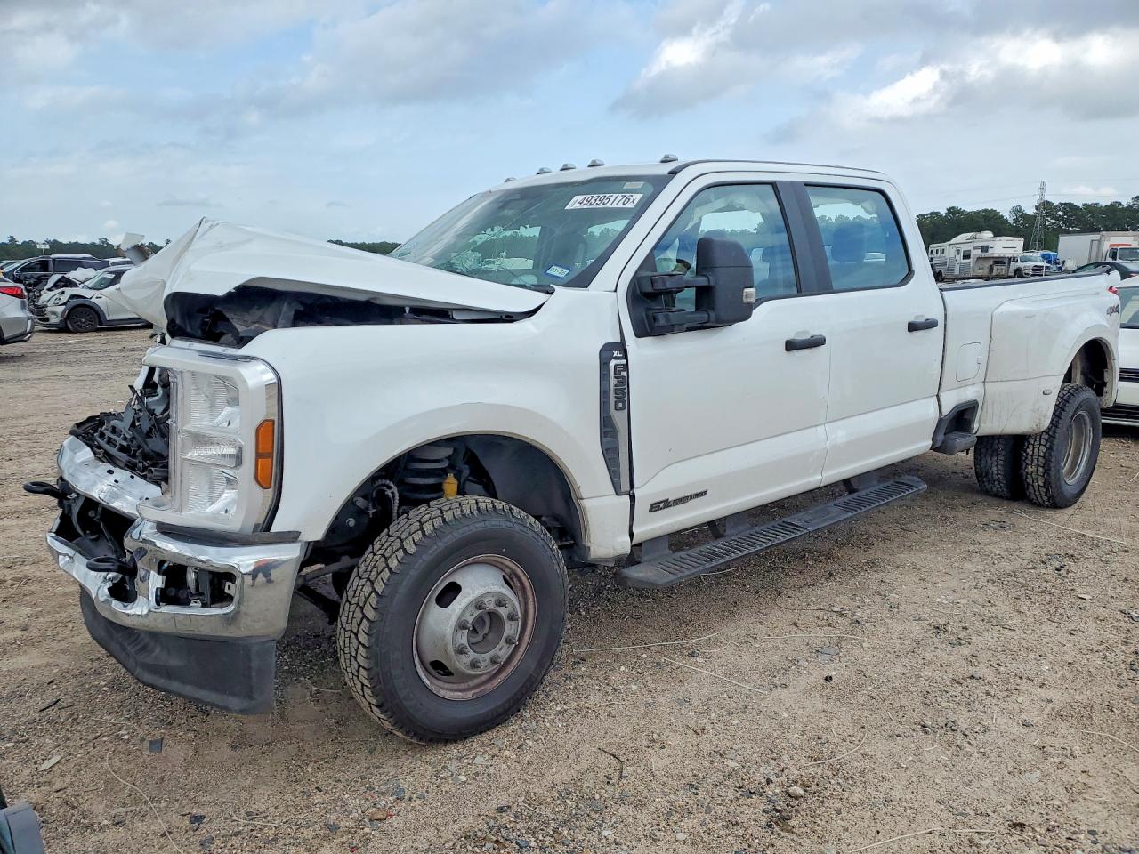 FORD F350 2024 — 2